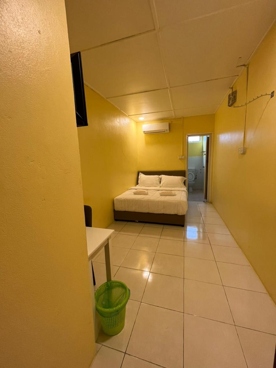 Hotel Sri Maju Jaya Кота Бару Екстериор снимка